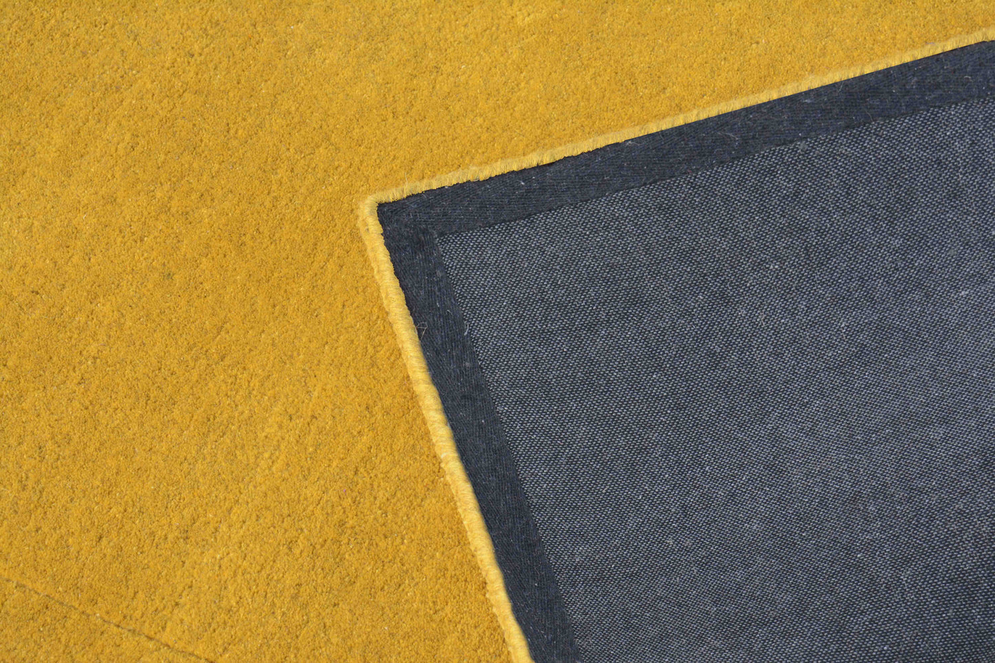 Yellow Hand Tufted Wool Carpet - ICHT1175